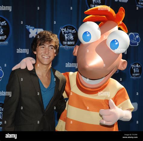 voice of phineas flynn